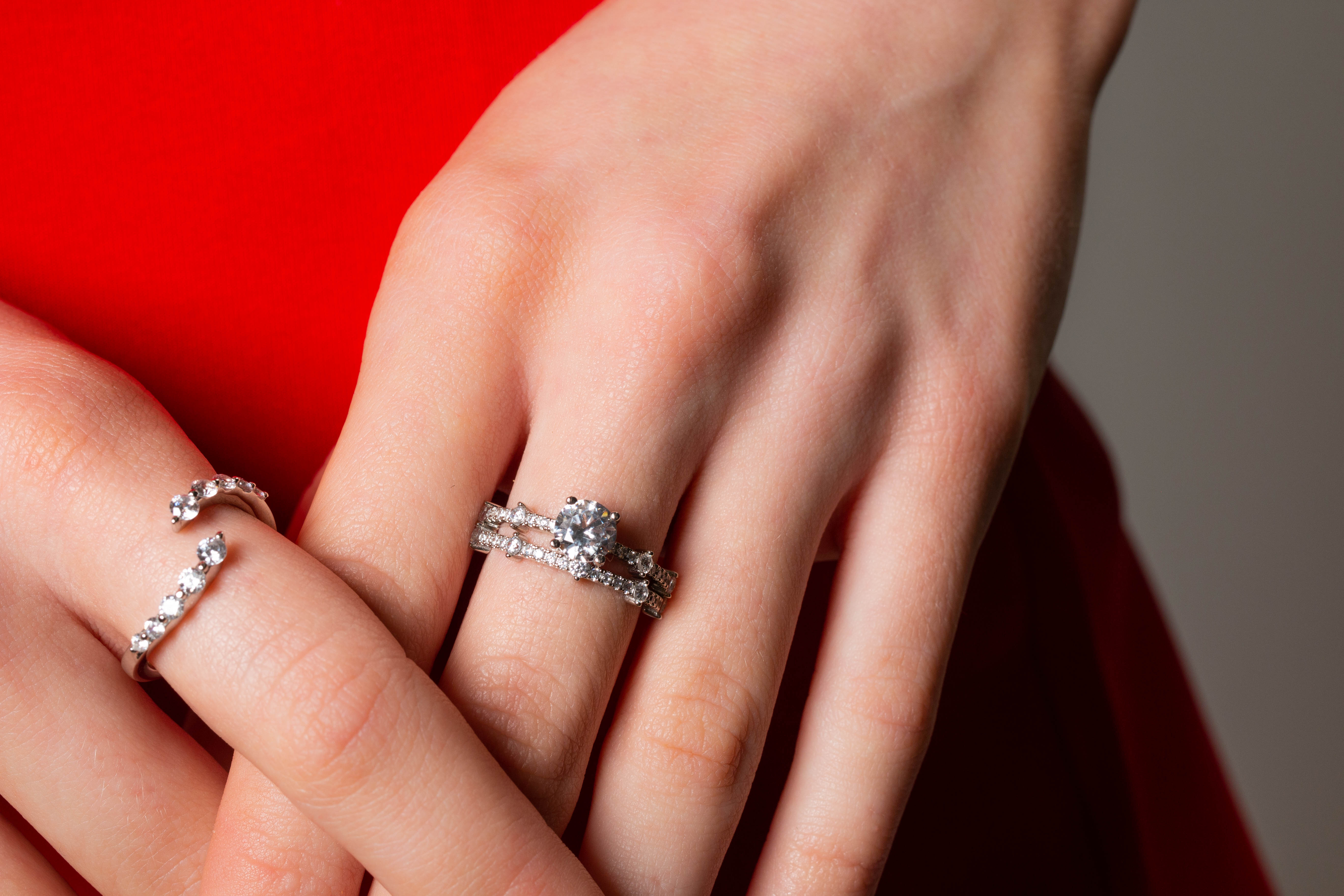 GEORGINI RED CARPET VENICE RING SILVER