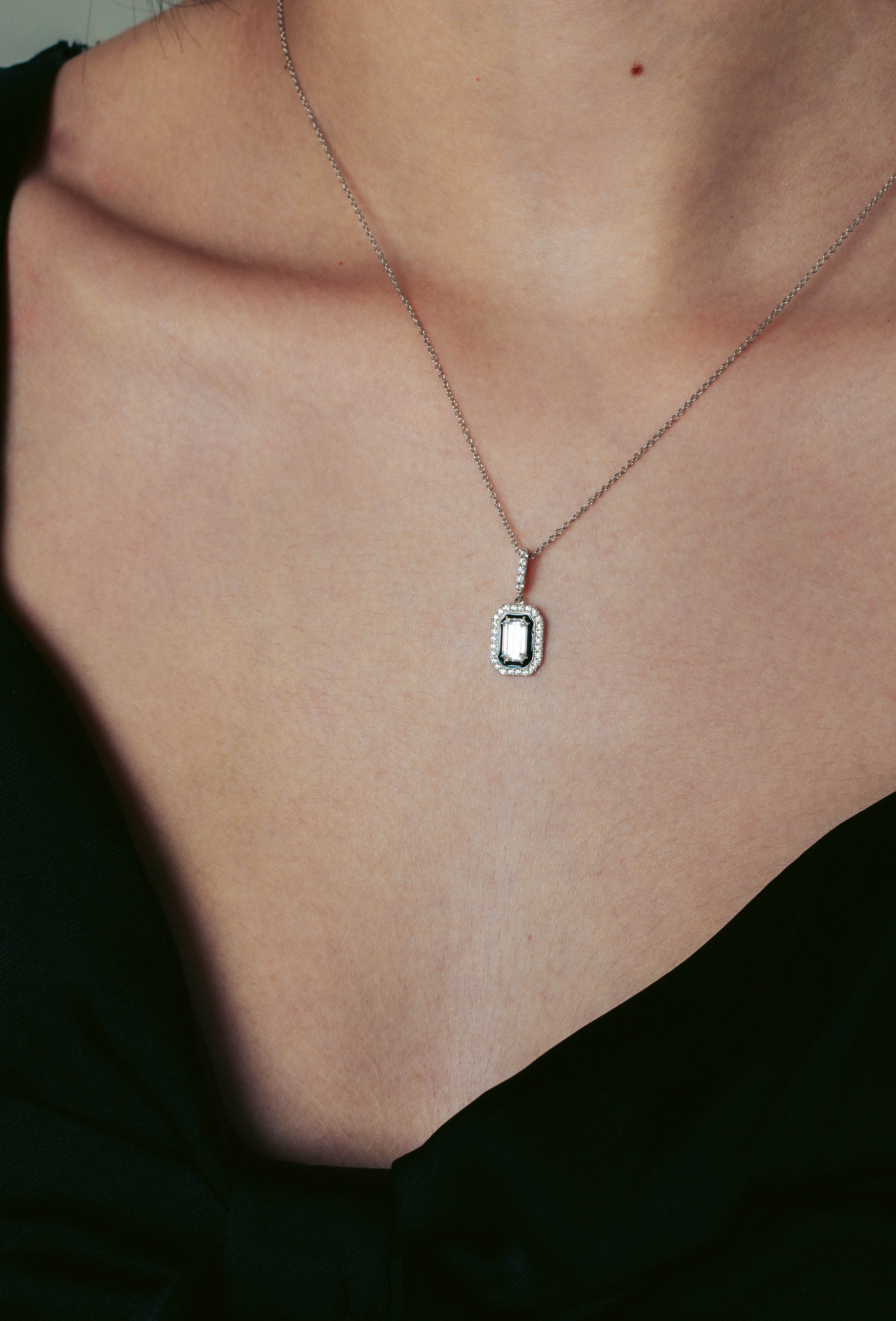 GEORGINI REFLECTION RETROSPECT PENDANT SILVER & BLACK ENAMEL