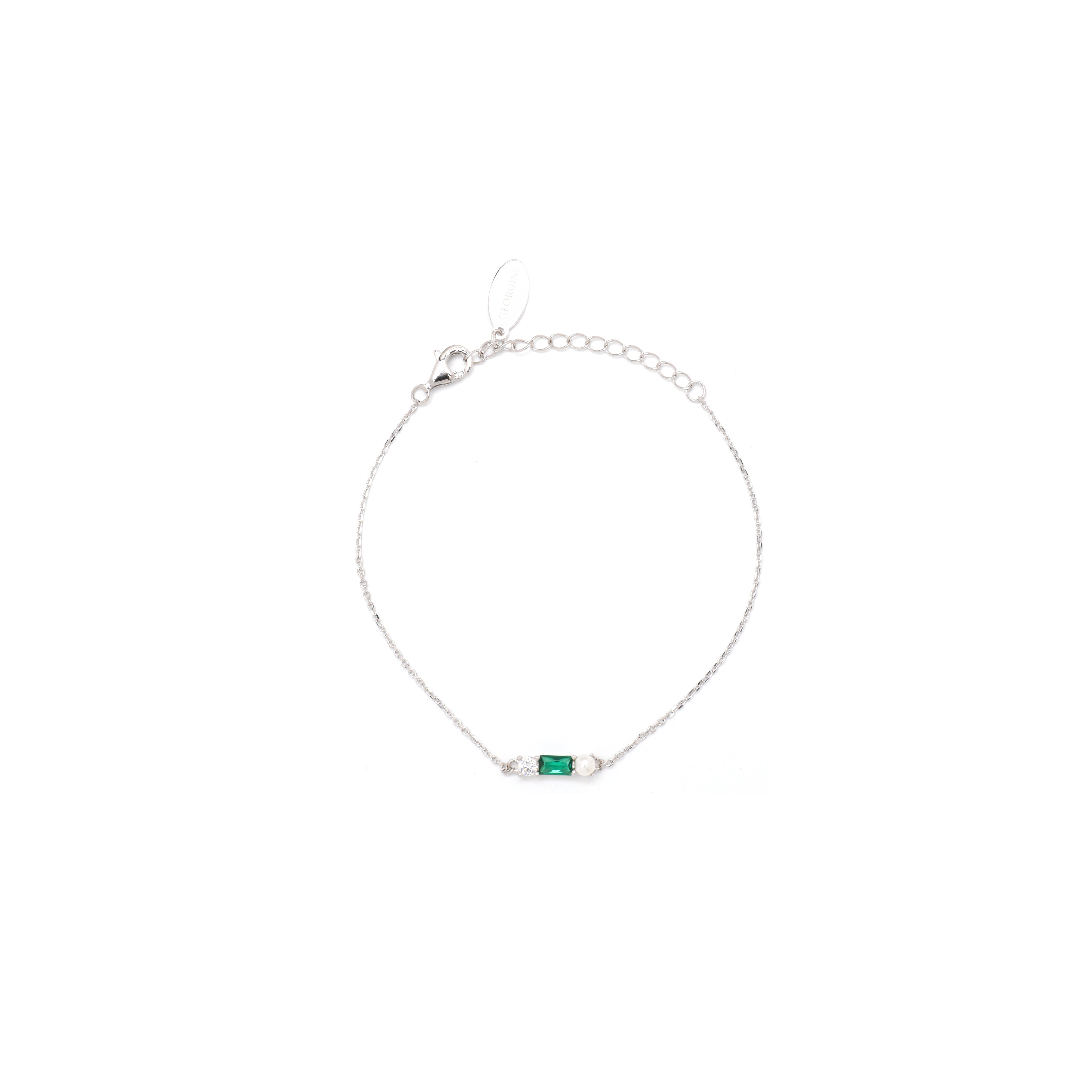 GEORGINI GIFTS EMERALD ISLE FRESHWATER PEARL BRACELET IN EMERALD AND SILVER