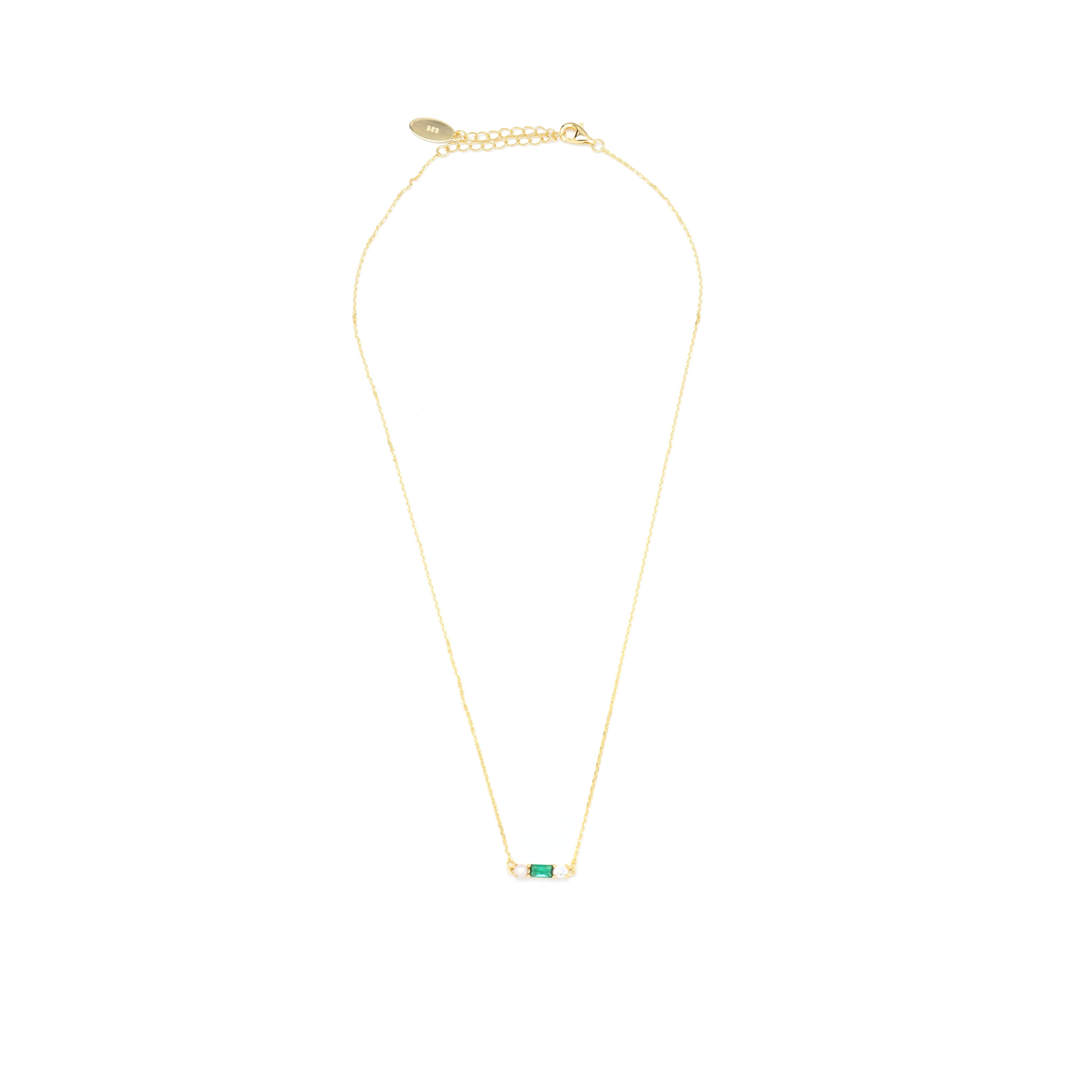 GEORGINI GIFTS EMERALD ISLE FRESHWATER PEARL NECKLACE IN EMERALD AND SILVER