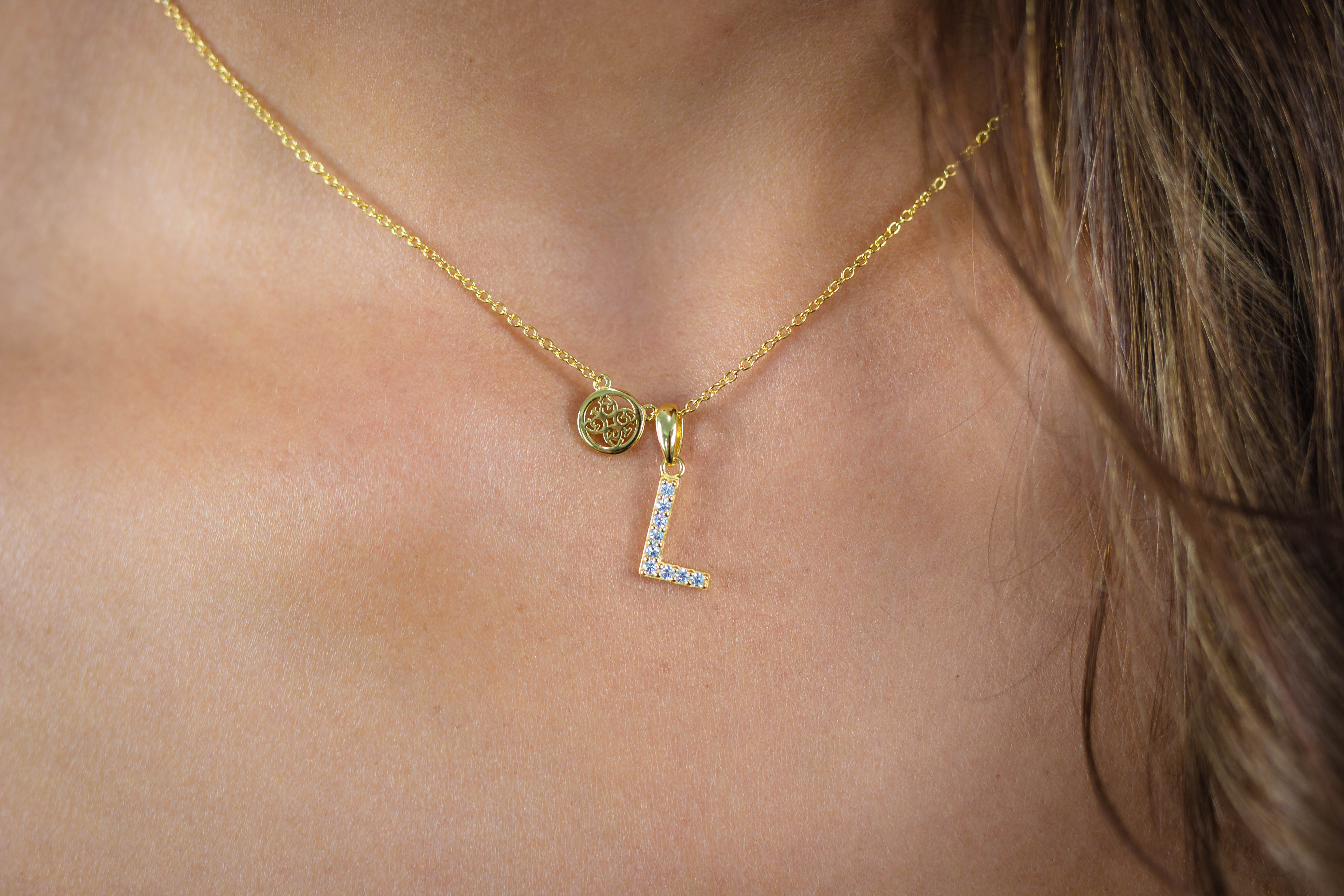 GEORGINI LUXURY LETTERS L INITIAL PENDANT GOLD