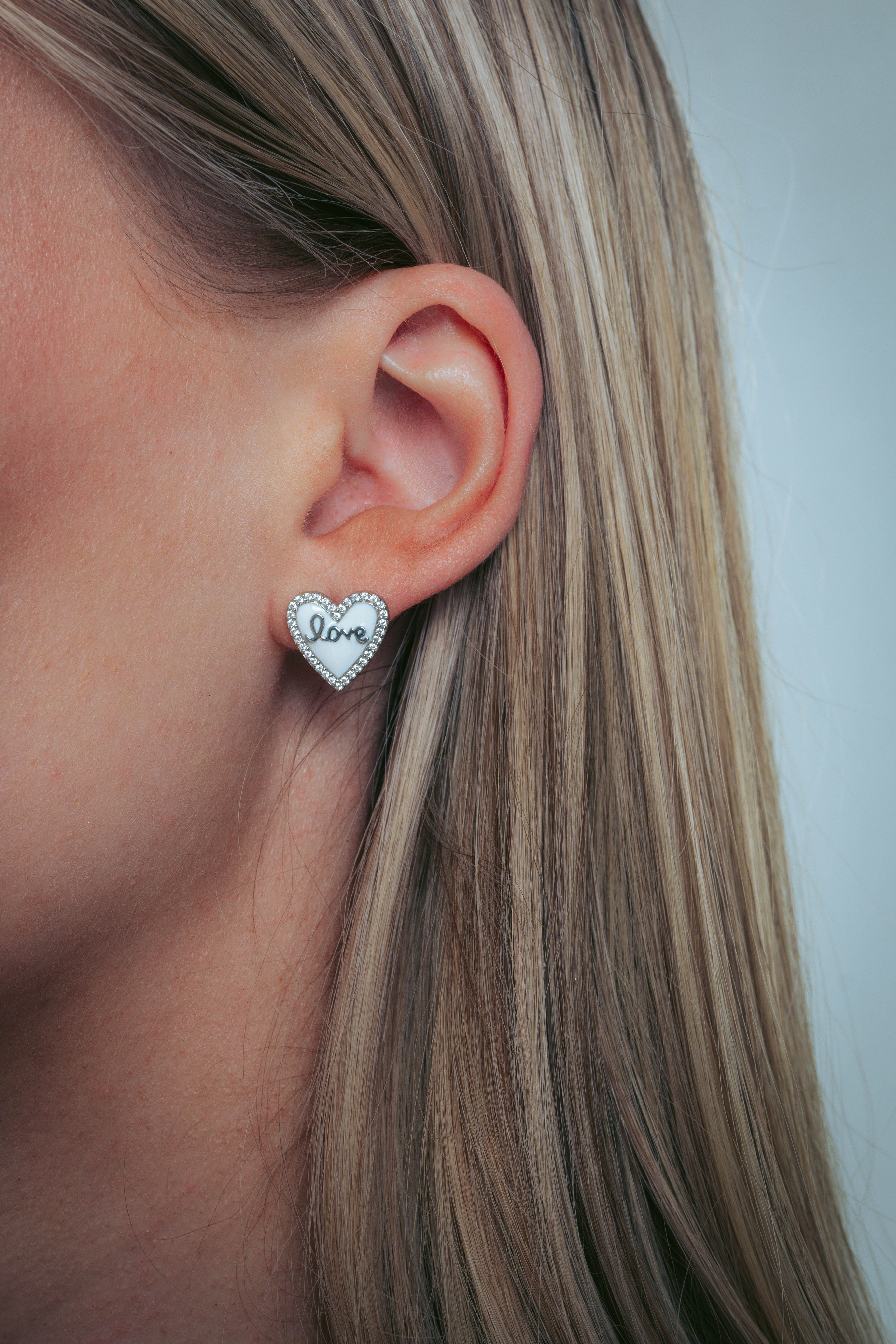 GEORGINI REFLECTION ENAMEL LOVE HEART STUD EARRINGS SILVER